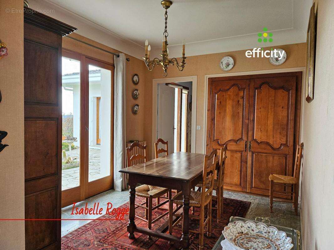 Maison à SAINT-MARTIN-DE-SEIGNANX