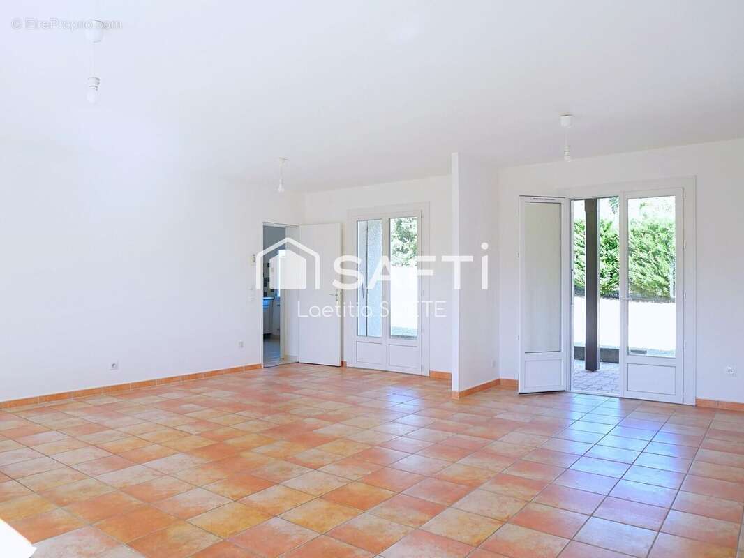 Maison 114 m² à Saint-Paul-Sur-Save  - photo 2