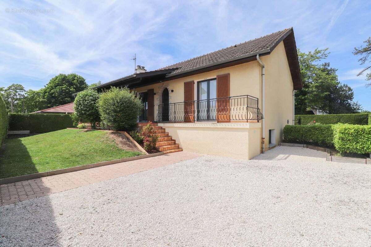 Maison à ROUVRES-EN-PLAINE