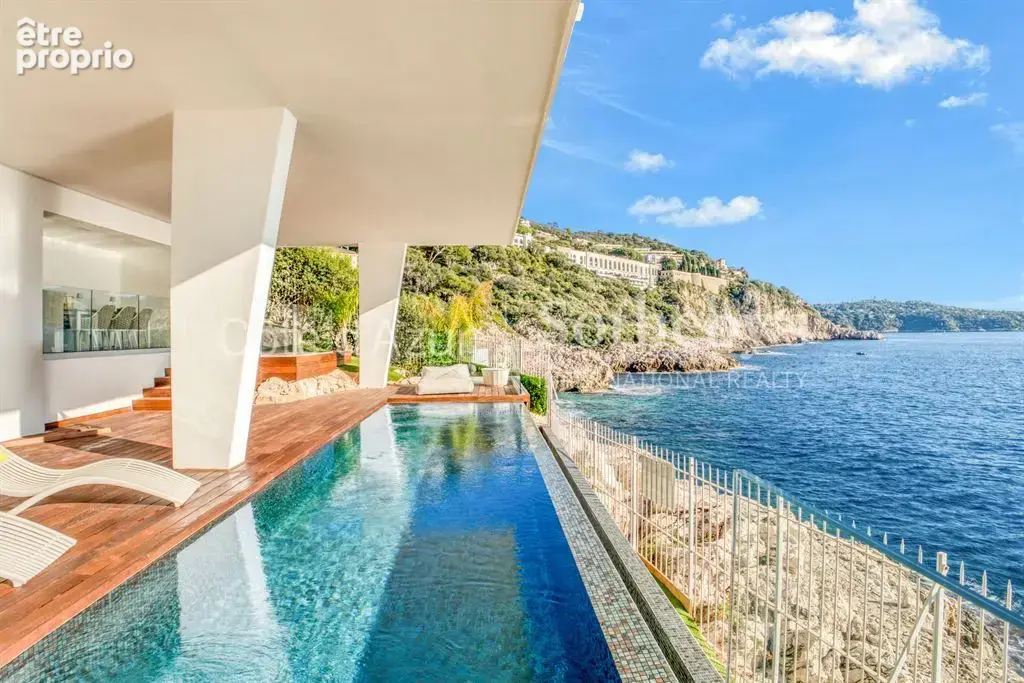 Villa moderniste avec vue mer panoramique et piscine, première ligne Cap de Nice - photo 3