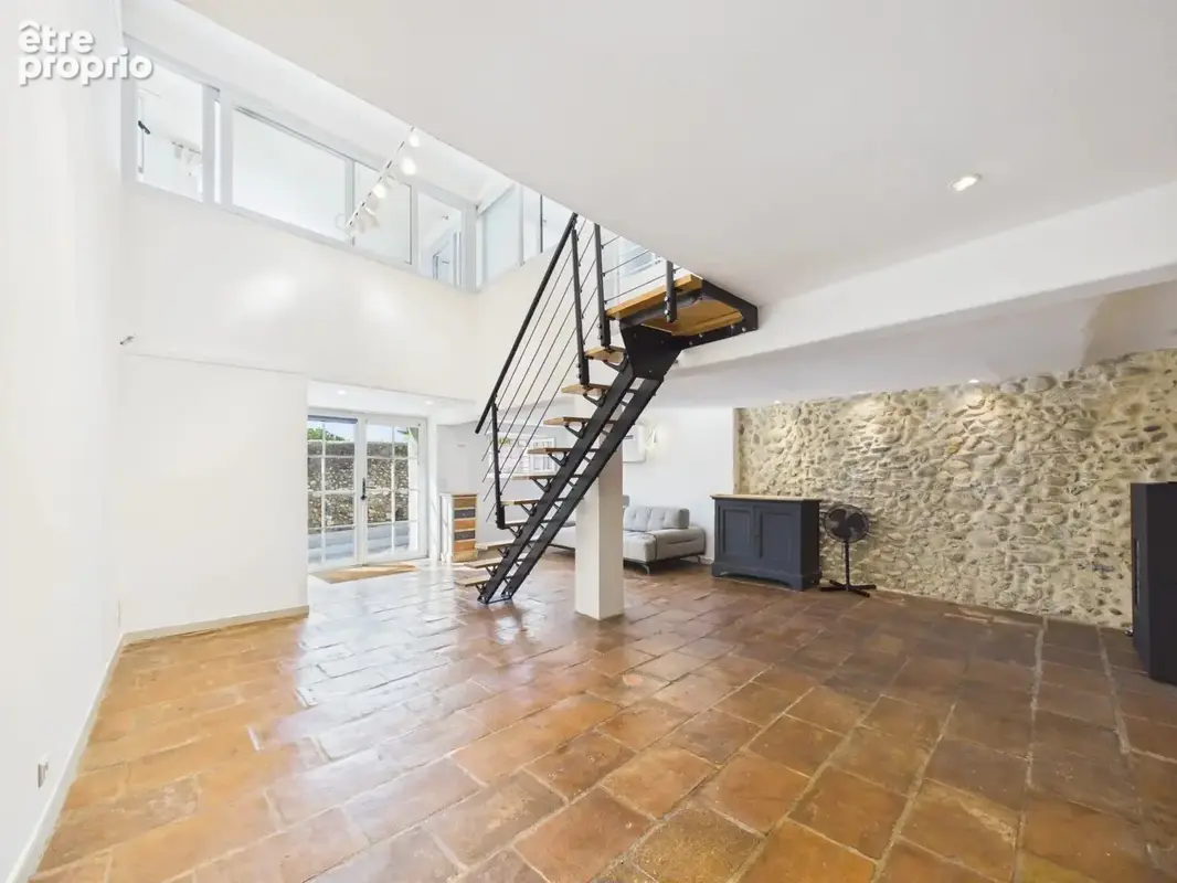 Maison de village - 2 pièces - 70 m² - Haut-de-Cagnes - photo 5