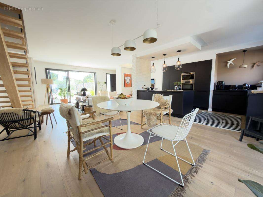 Maison 5 Pièces 131m2 - photo 5