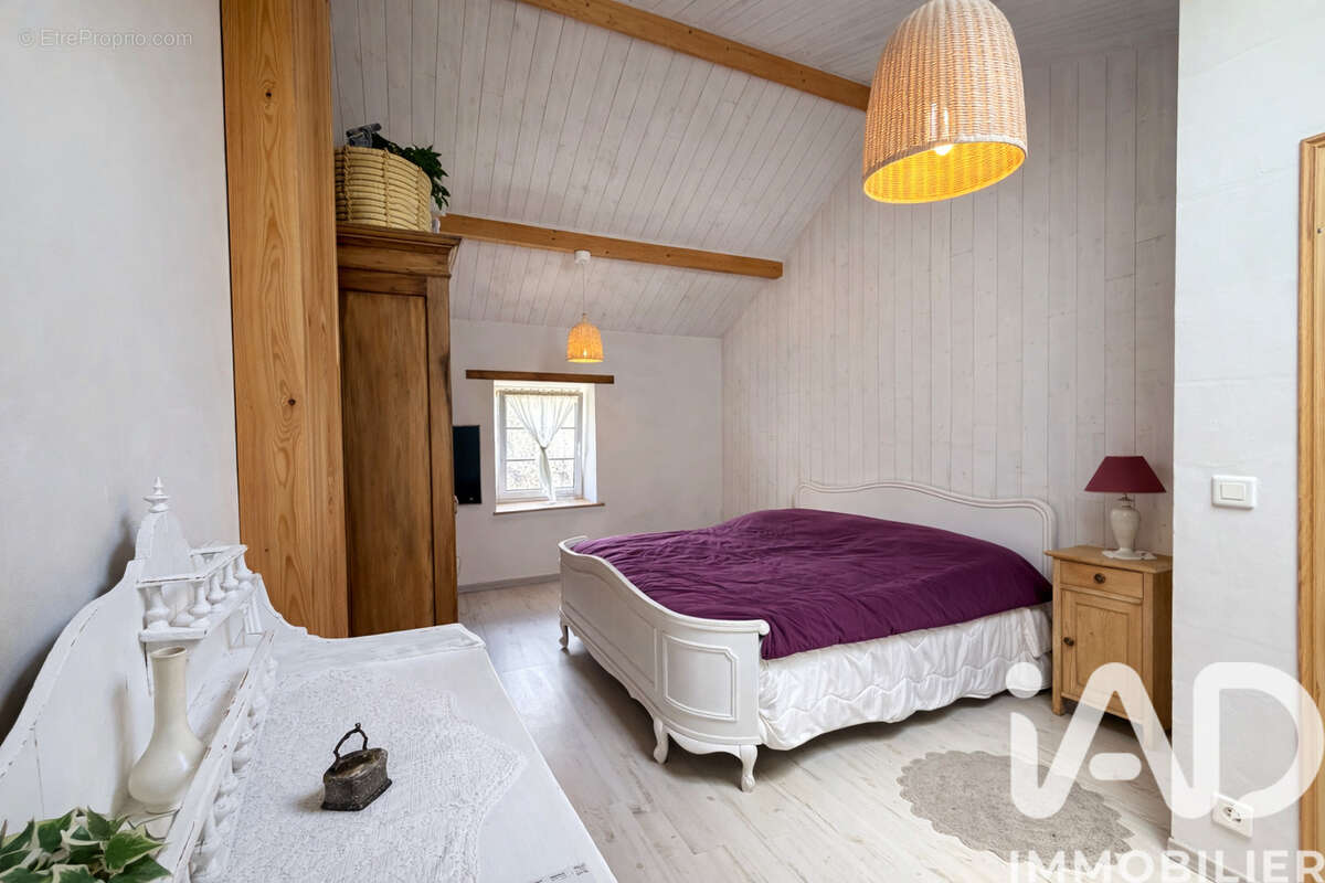 Maison 126 m² à Bellefontaine  - photo 9