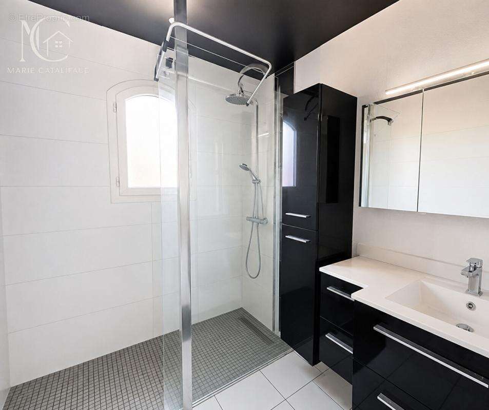 Maison de plain-pied + 2P indépendant - piscine - photo 5