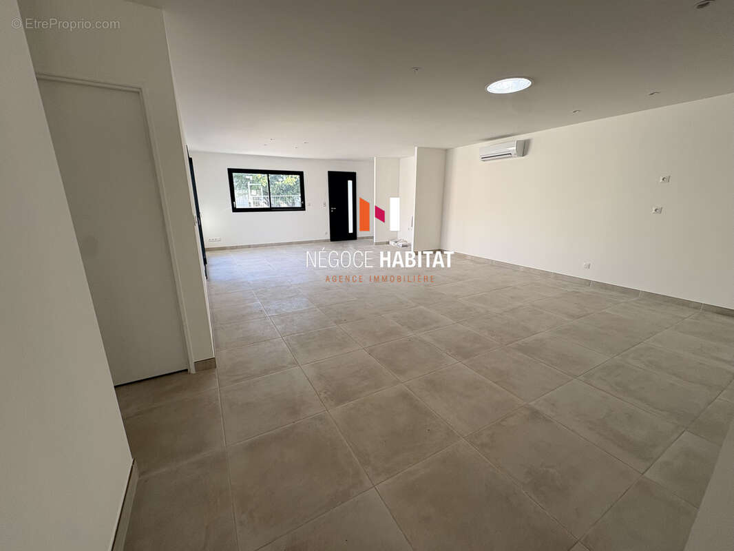 Marguerittes 30320 villa neuve contemporaine - photo 6