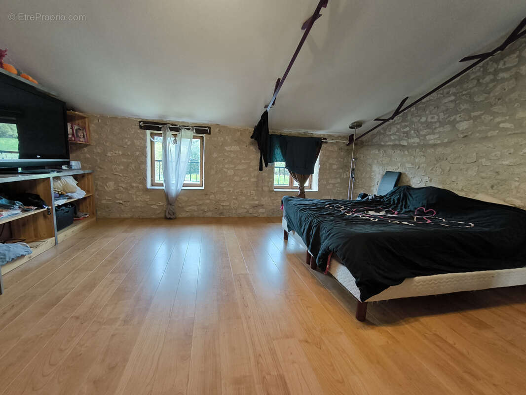 Maison à BAGAT-EN-QUERCY