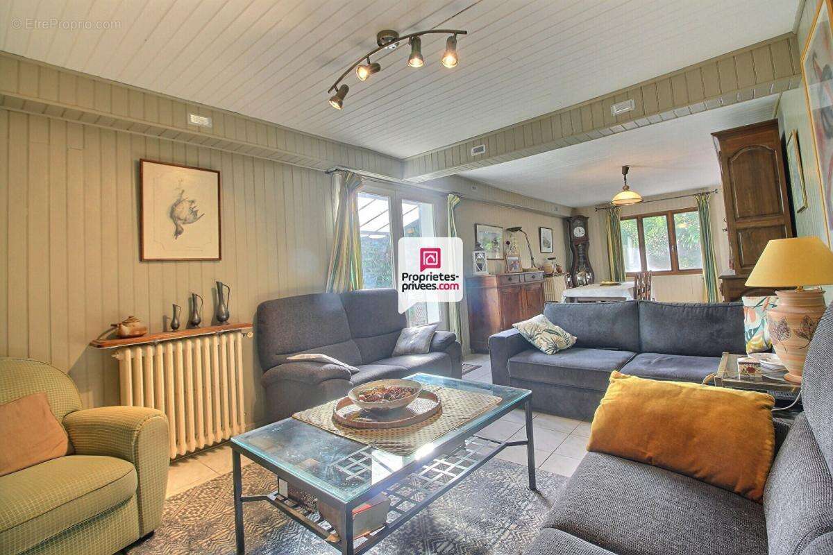 Maison à ORTHOUX-SERIGNAC-QUILHAN