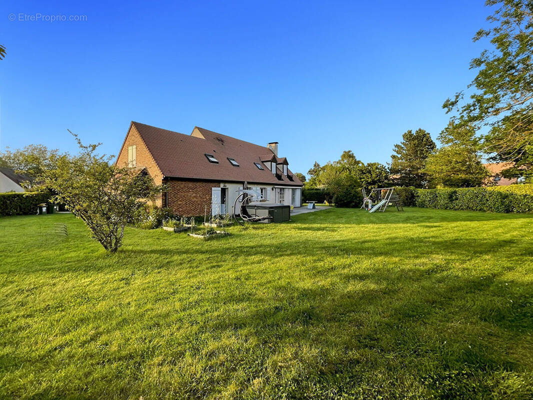 Maison à MONTFORT-L'AMAURY
