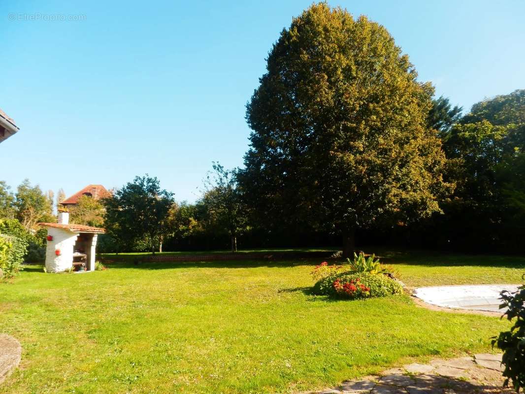 Maison à PINTERVILLE