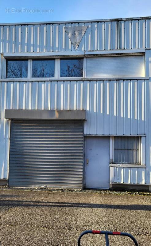 Commerce à SASSENAGE