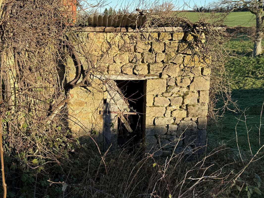 Maison à BUSSIERES