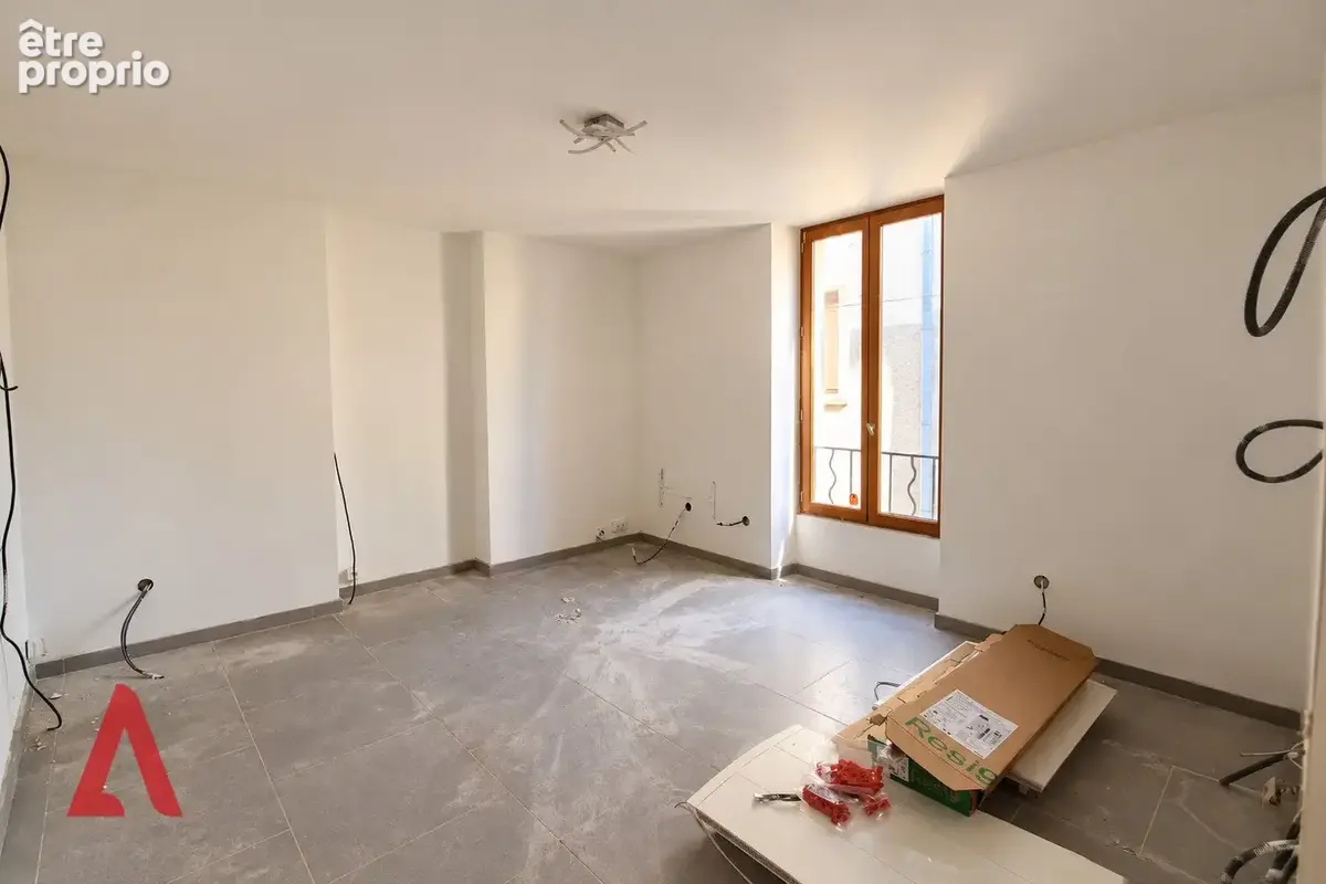 Maison de village avec garage et possibilité de créer jusqu'à 4 logements Airbnb  Fort potentiel d'investissement  Roujan  12 - photo 4
