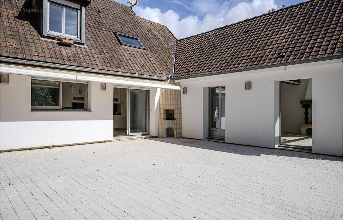Maison à BRAY-SUR-SOMME