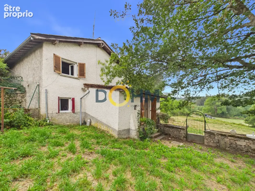 Maison de village avec garage et plus de 2000 m2 de terrain - photo 5