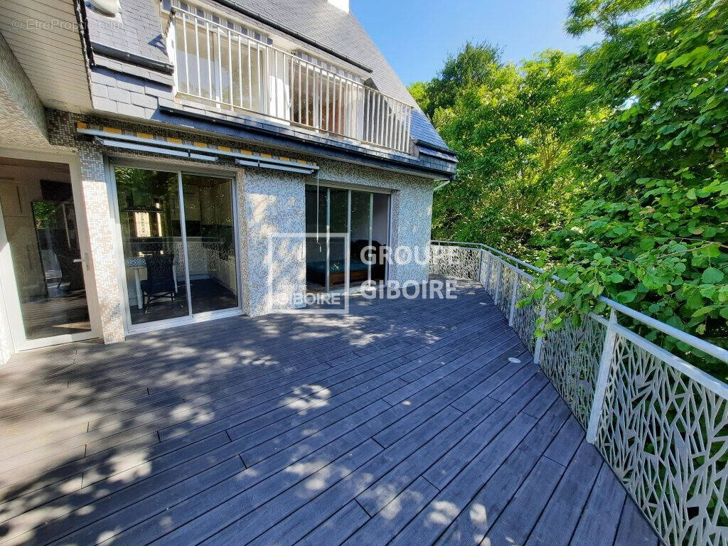 Maison à CHARTRES-DE-BRETAGNE