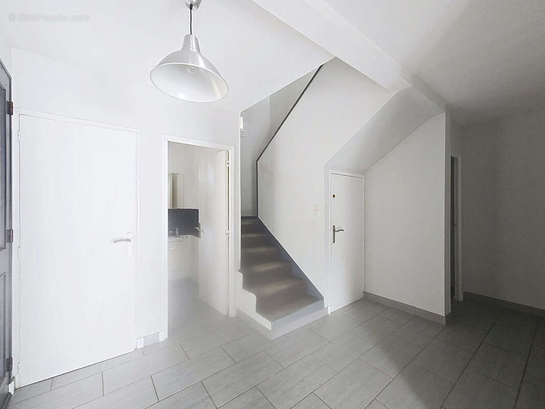 Maison à LES ANGLES