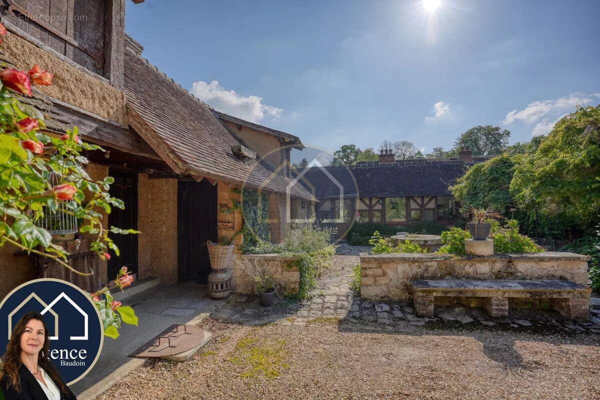 Maison à EZY-SUR-EURE