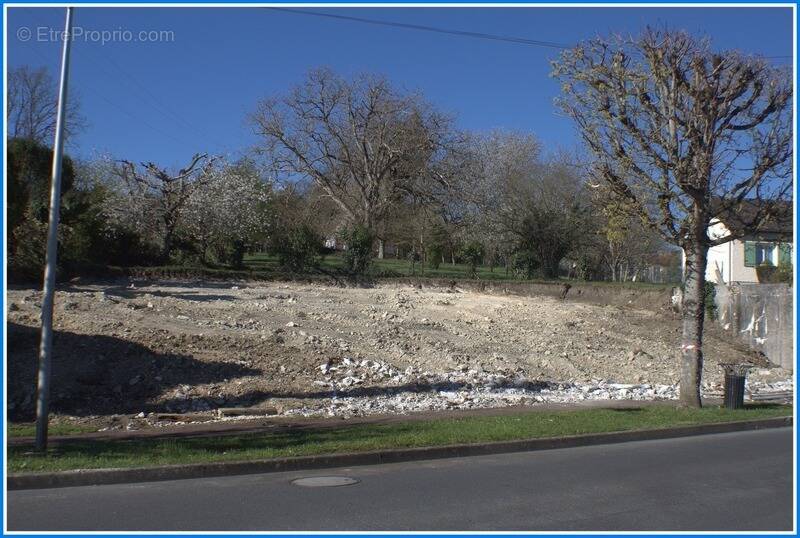 Terrain à LA ROCHE-POSAY