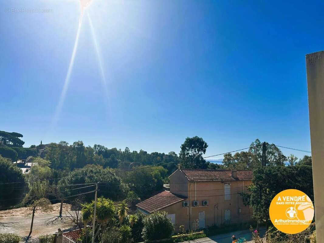 Appartement à LE LAVANDOU