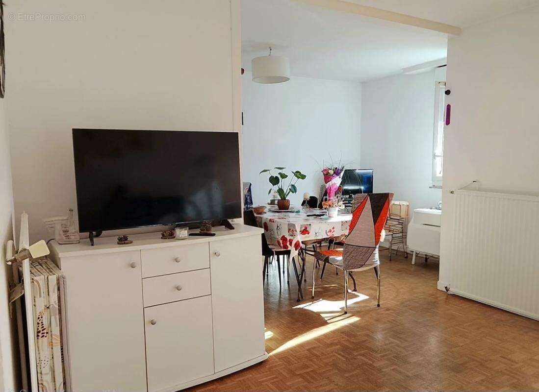 Appartement à SAINT-SEBASTIEN-SUR-LOIRE