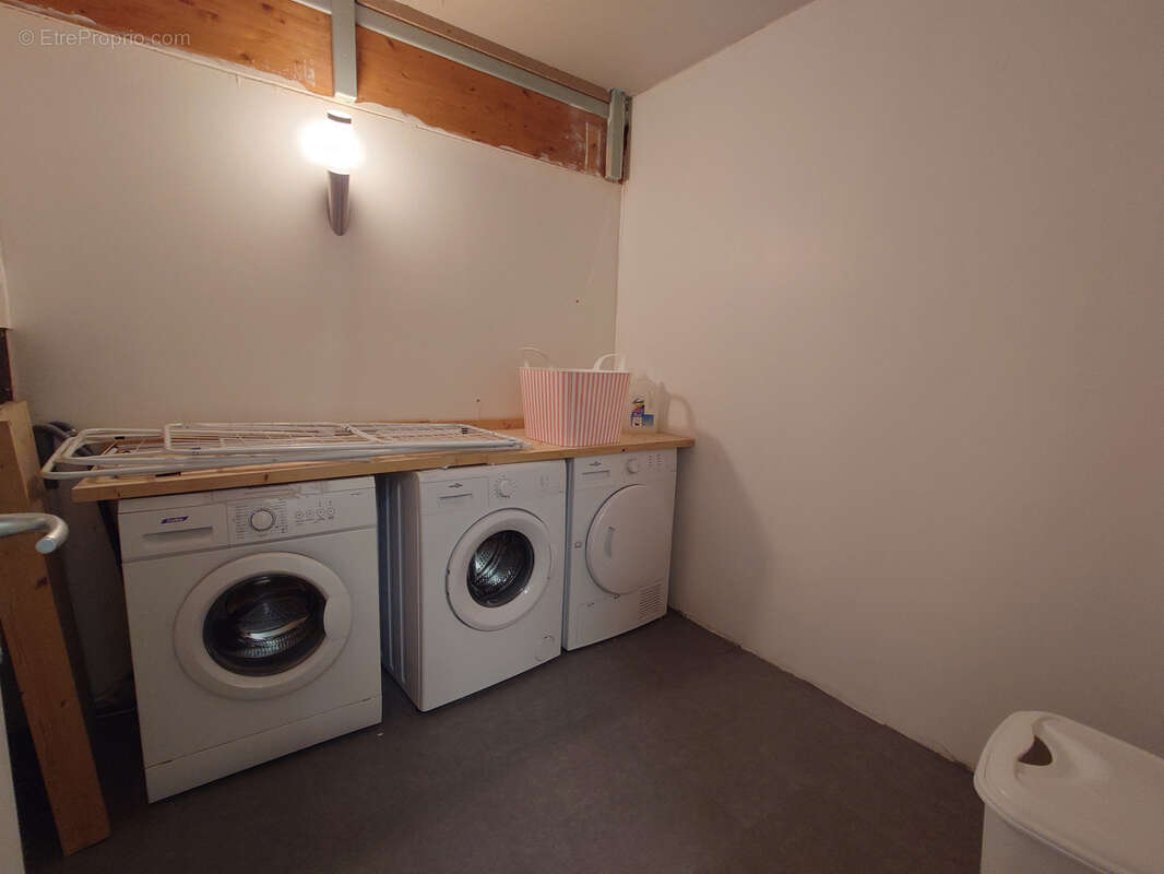 Commerce à VITROLLES