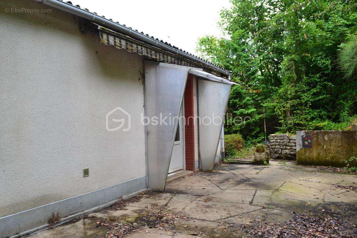 En exclusivité À vendre : Maison élevée sur sous-sol dans un quartier calme - photo 24