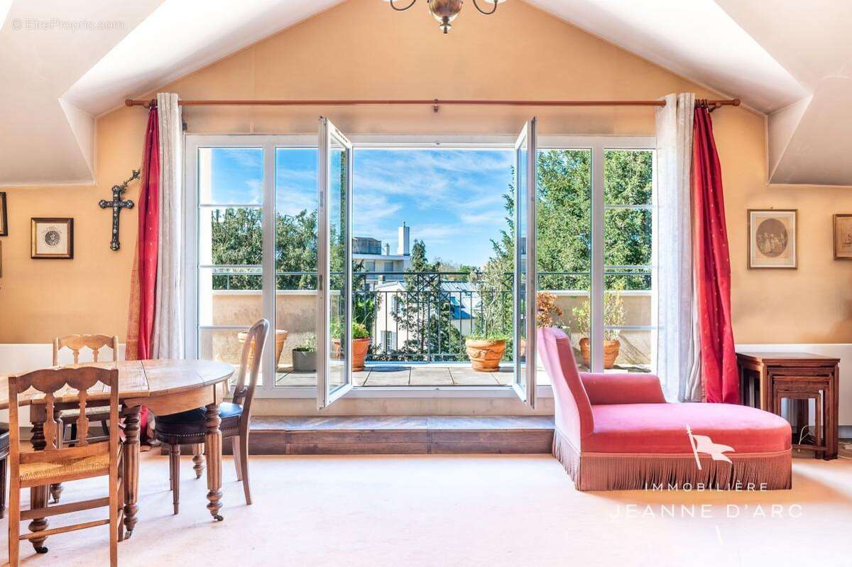 Appartement à VERSAILLES