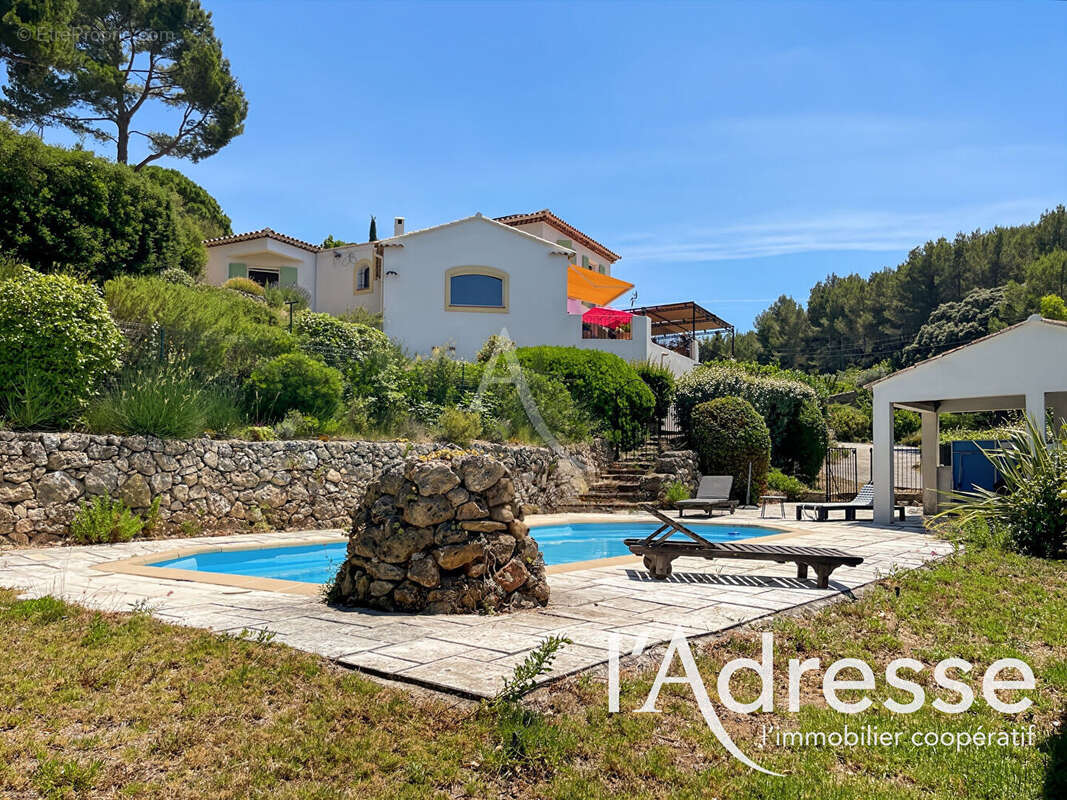 Maison La Cadière D'Azur - 6 pièces - 210 m2 - photo 3