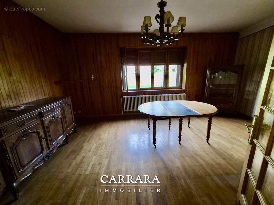 Maison Lorraine, de caractère avec ses dépendances à exploiter. - photo 15