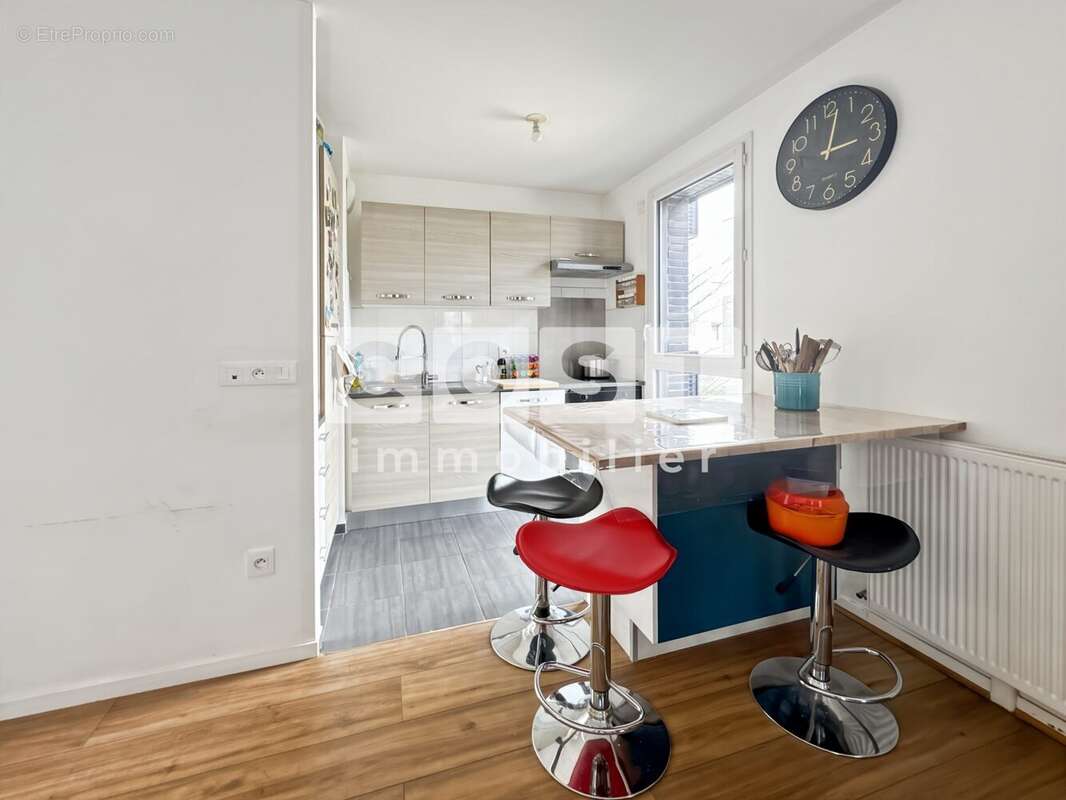 Appartement à GENNEVILLIERS
