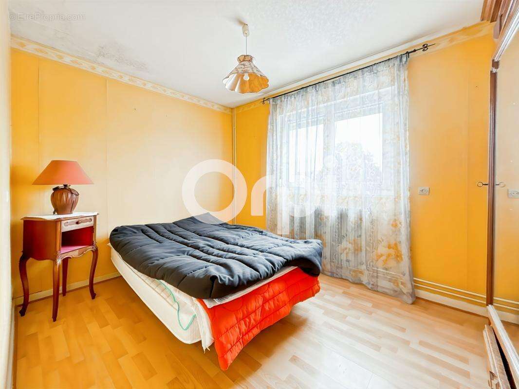 Maison à SAINT-MARTIN-BOULOGNE