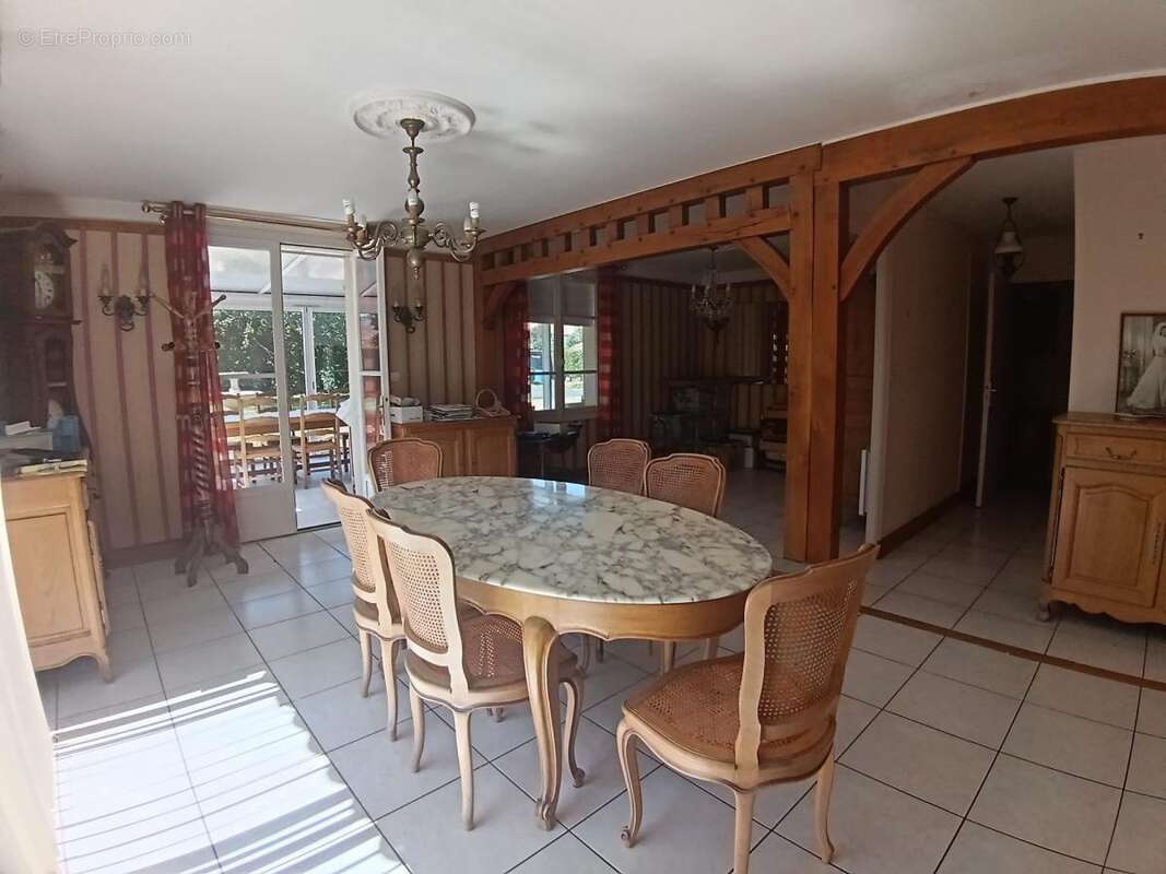 Maison 114 m² à Mezidon-Canon  - photo 3
