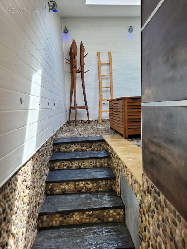 Maison à OZOIR-LA-FERRIERE