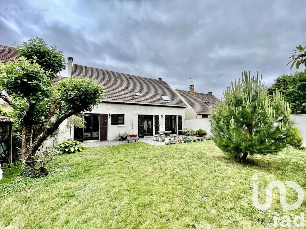 Photo 6 - Maison à MOISSY-CRAMAYEL