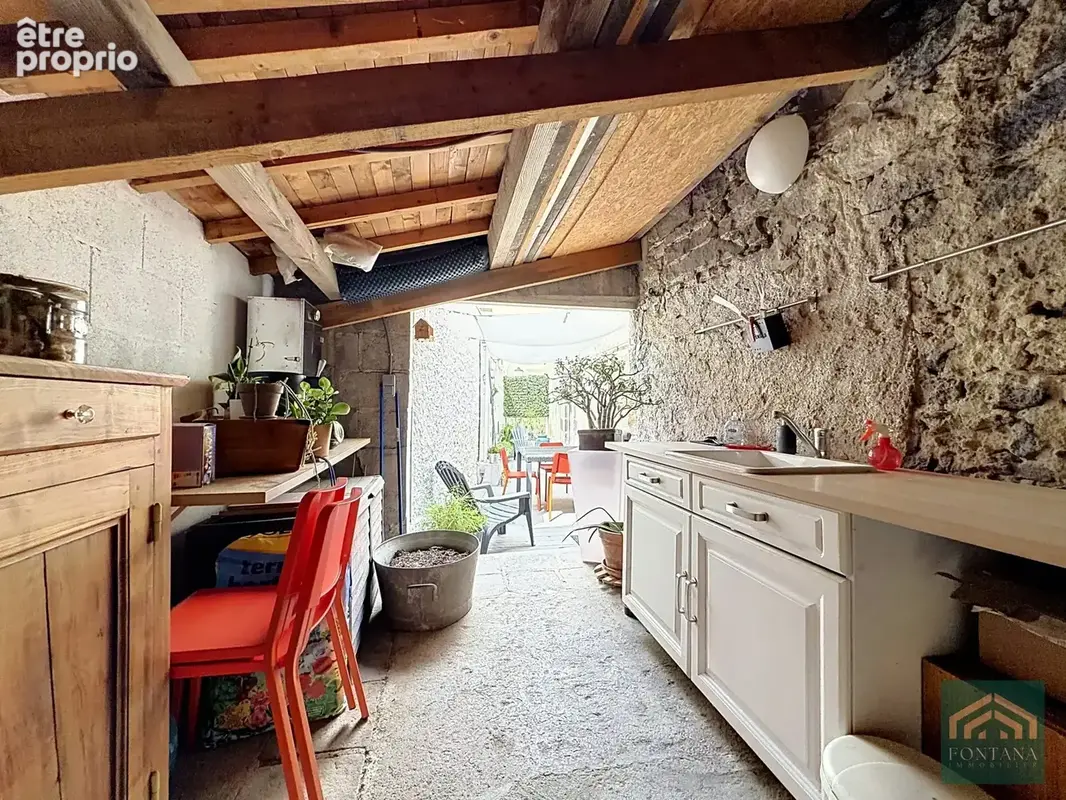Maison 6 pièces 143 m² à vendre à Mozac (63200) - photo 9
