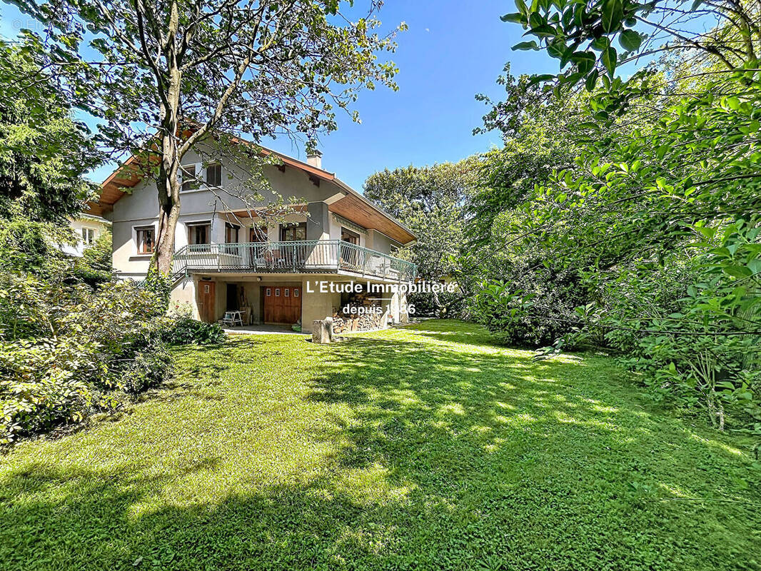Maison à CALUIRE-ET-CUIRE