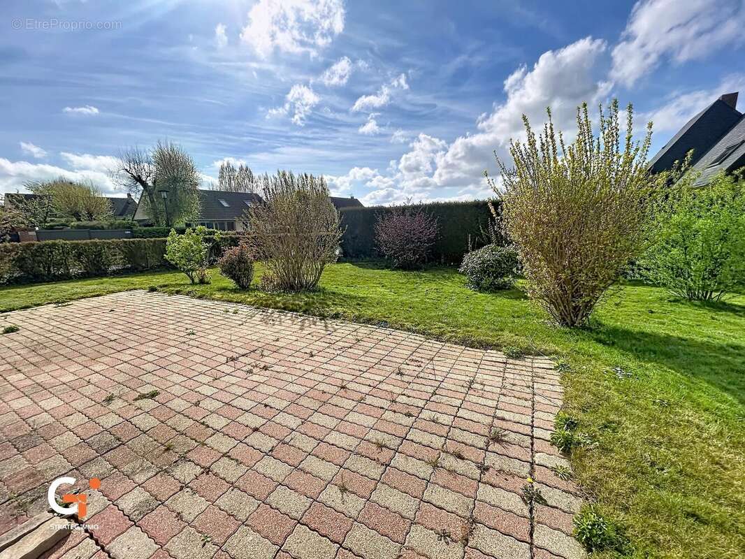 Maison à SAINT-PIERRE-DE-VARENGEVILLE