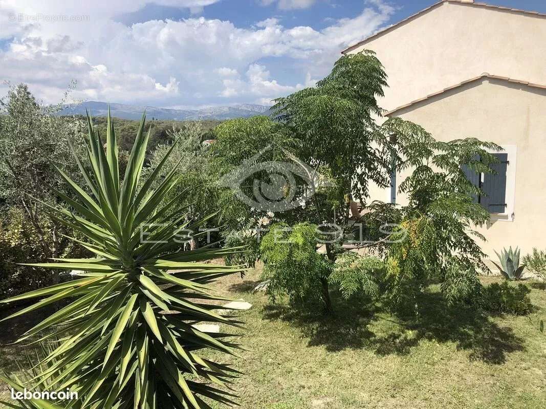 Maison à ROQUEFORT-LES-PINS