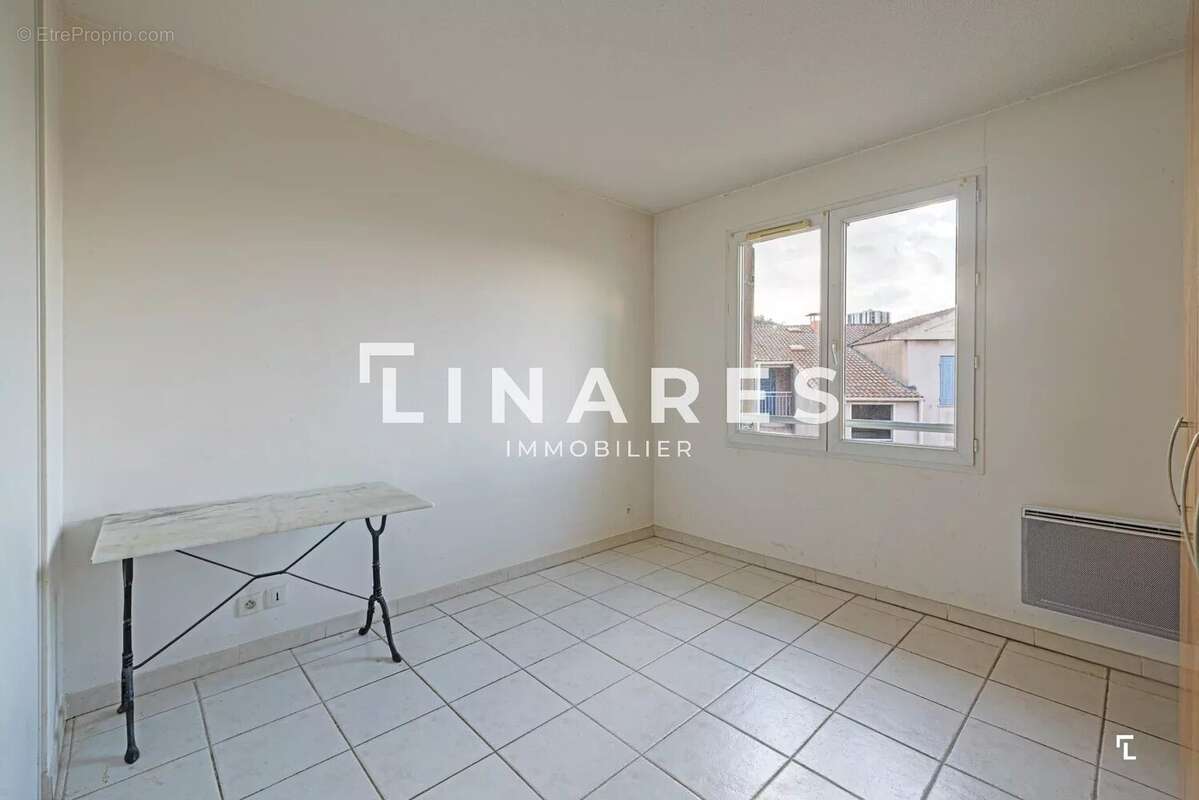 Appartement à MARSEILLE-9E