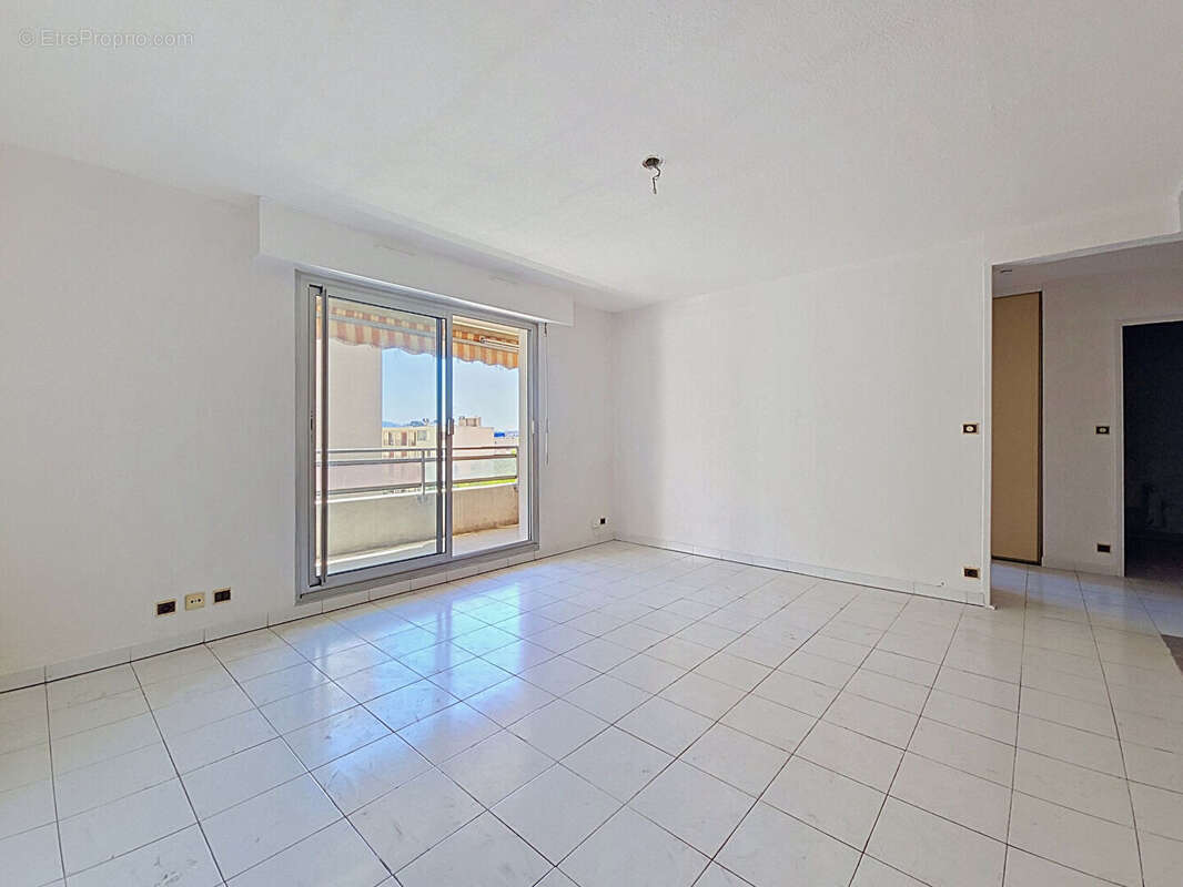 Appartement à MARSEILLE-13E