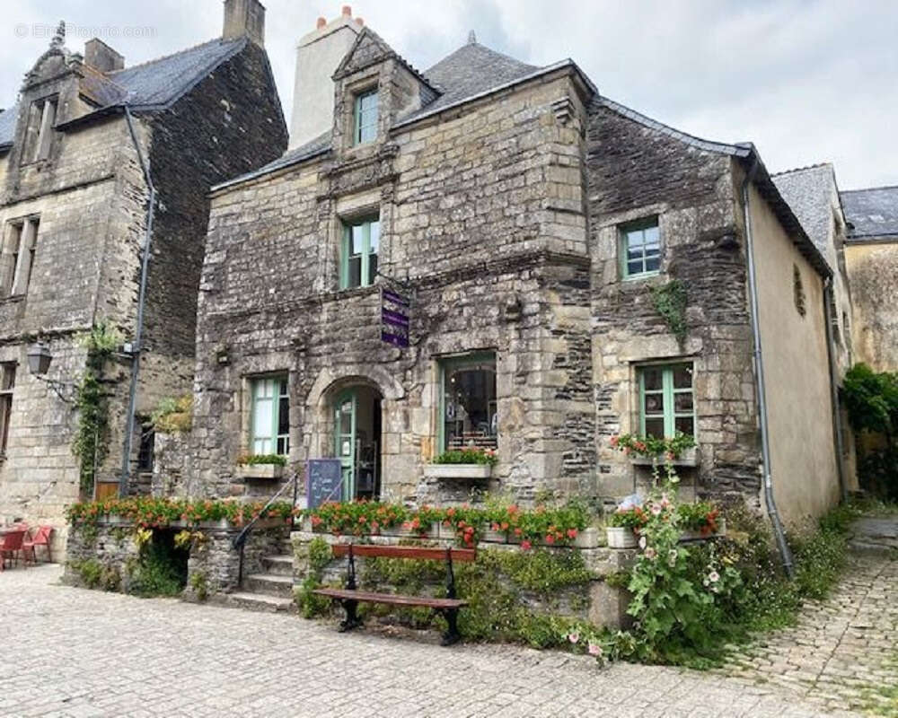 Maison à ROCHEFORT-EN-TERRE