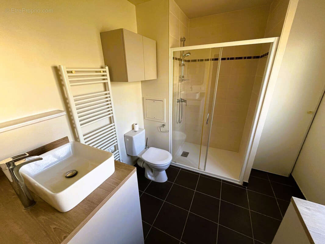 Maison à LE COUDRAY