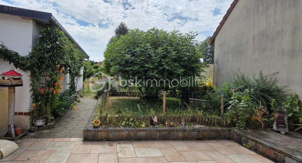 A vendre, en exclusivité à Cagny métropole sud-est, 1h10 de Paris, maison de 2 chambres et un bureau avec dépendance habitable e - photo 9