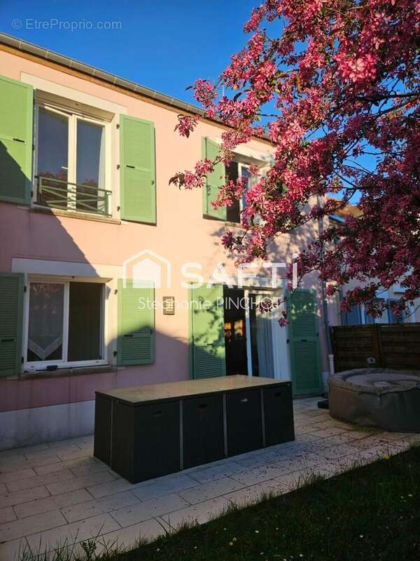 Maison 119 m² à Juilly  - photo 2