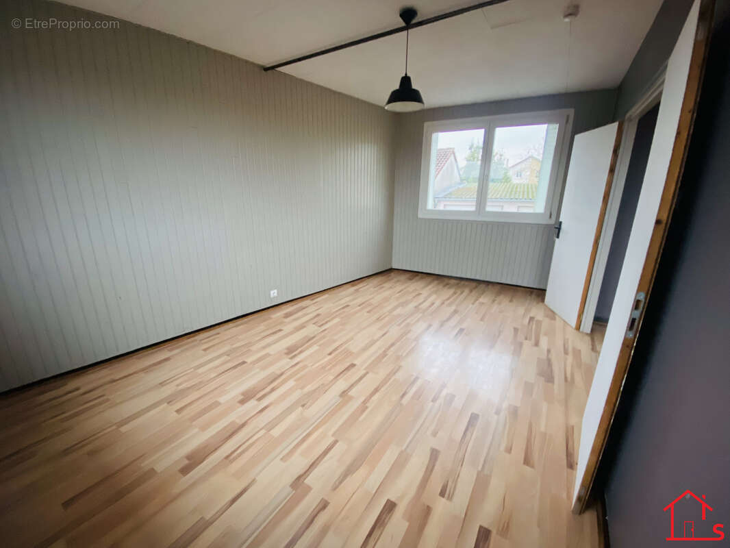 Appartement à DIEULOUARD