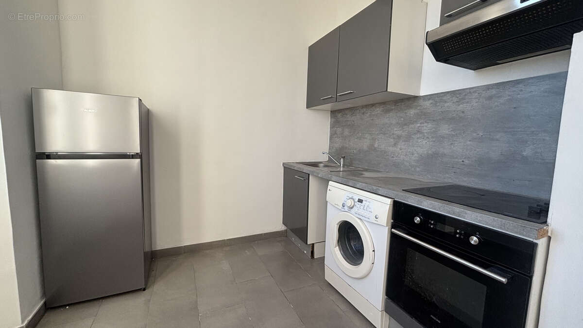 Appartement à MARSEILLE-15E