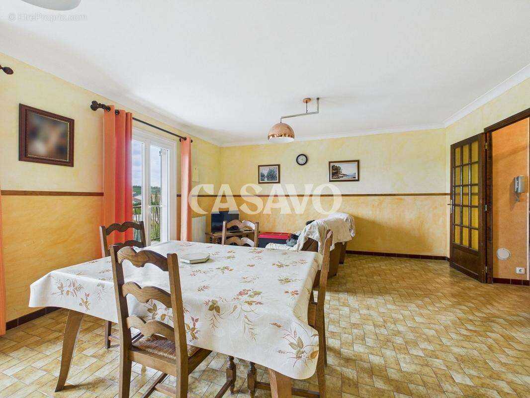 Vente Maison 4 pièces de 154m² - 38121 Reventin-Vaugris - photo 15