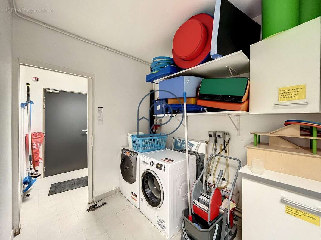 Commerce à SARS-ET-ROSIERES