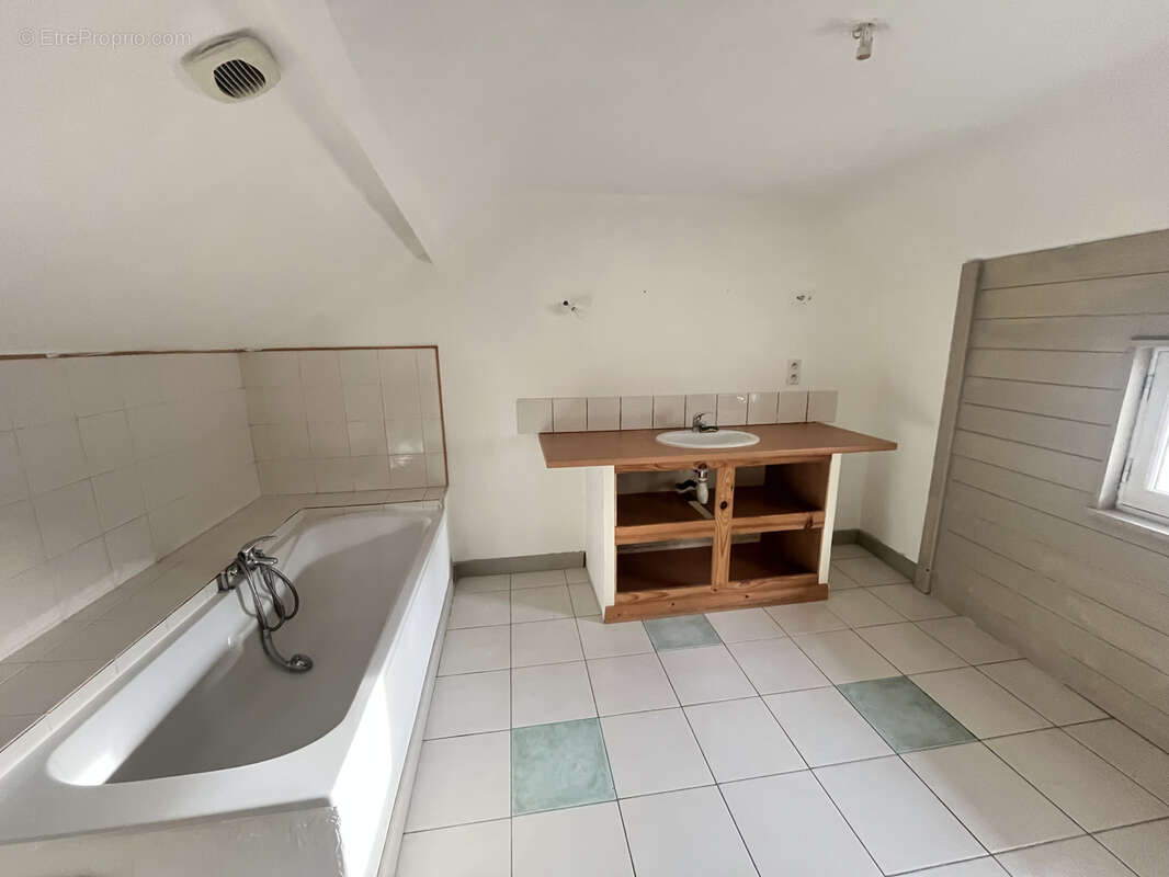 Maison à SABLE-SUR-SARTHE