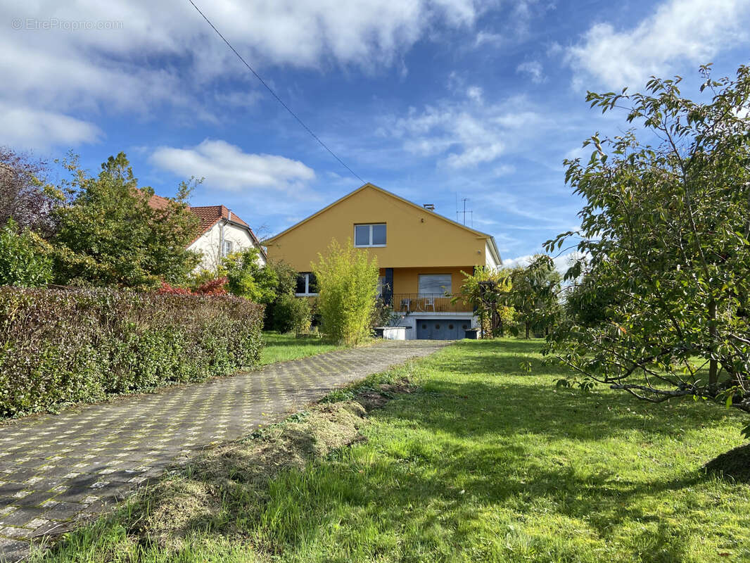 Maison à NEUFGRANGE